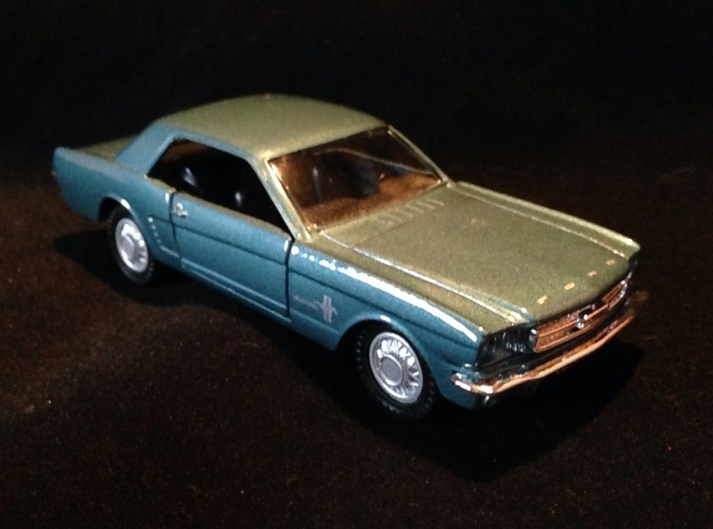 64 Ford Mustang - Power Racer toy car collectible - Main Image 2