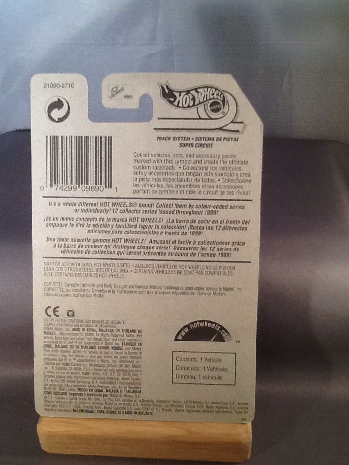 Corvette - 1997 Treasure Hunt - Treasure Hunt Series toy car collectible - Main Image 2