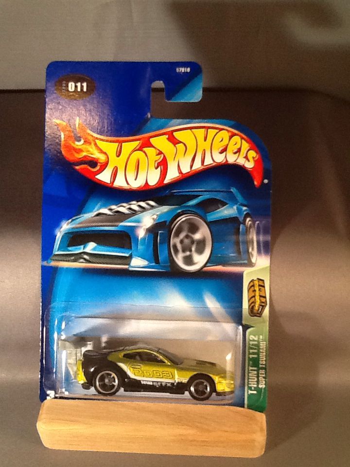 T-Hunt Super Tsunami - Treasure Hunt Series toy car collectible - Main Image 1