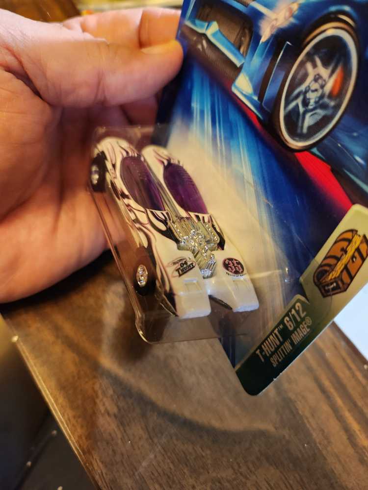 TH 2004 Splittin’ Image TH 6/12 - 2004 - HW T-Hunt™️ toy car collectible - Main Image 4