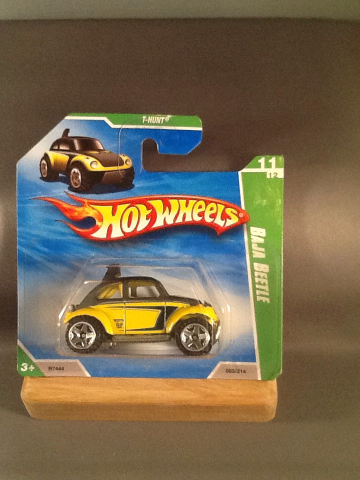 Loose Volkswagen Beetle