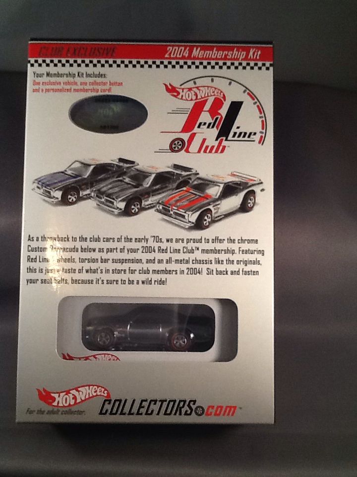 Plymouth Barracuda - Red Line Club toy car collectible - Main Image 2