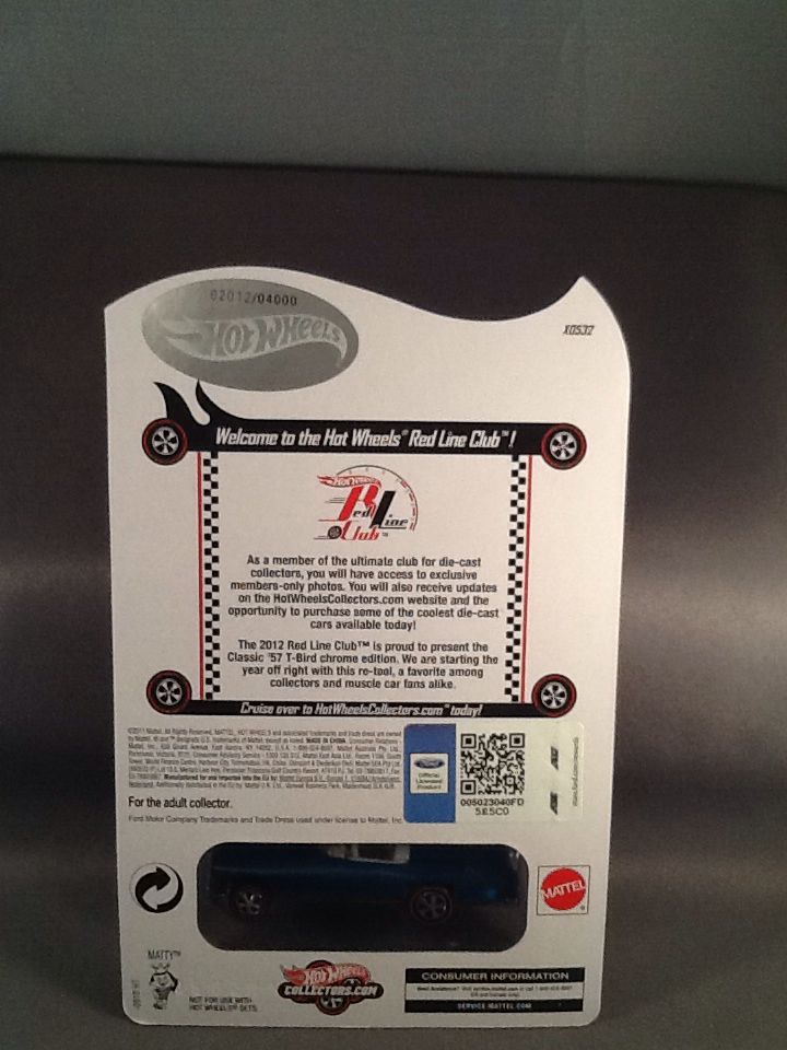 Classic ’57 T-Bird - Red Line Club toy car collectible - Main Image 2