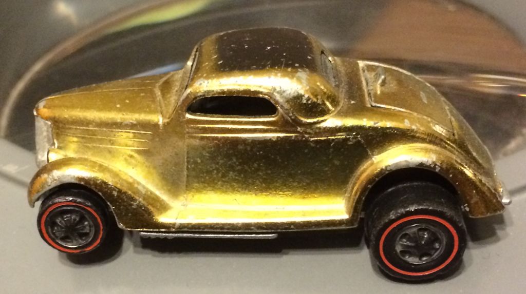 Classic ‘36 Ford Coupe - Hot Wheels toy car collectible - Main Image 2