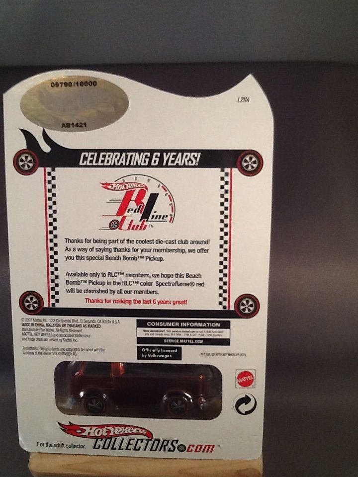 Beach Bomb Pickup - Red Line Club toy car collectible - Main Image 2