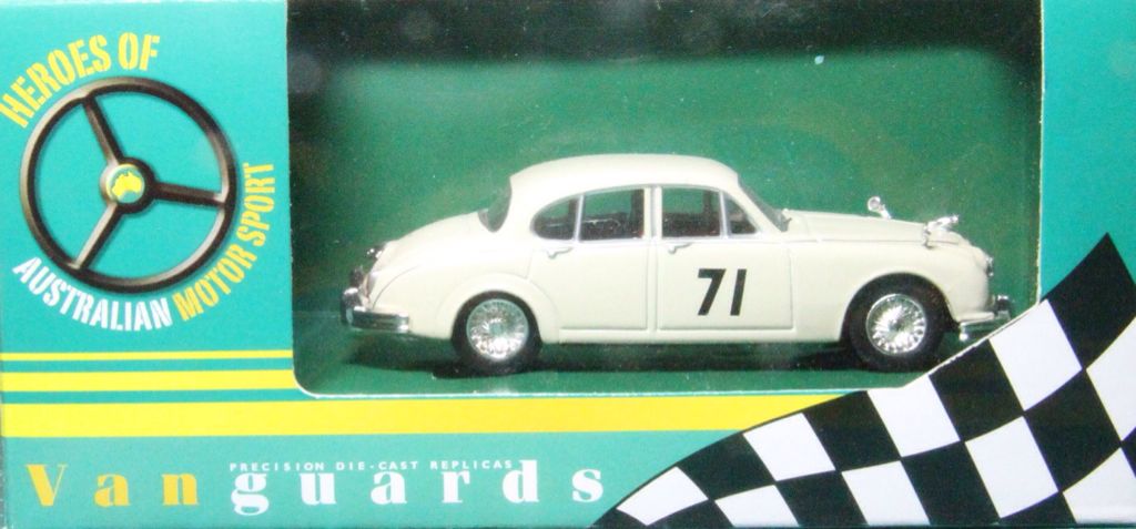 JAGUAR #71  toy car collectible - Main Image 2
