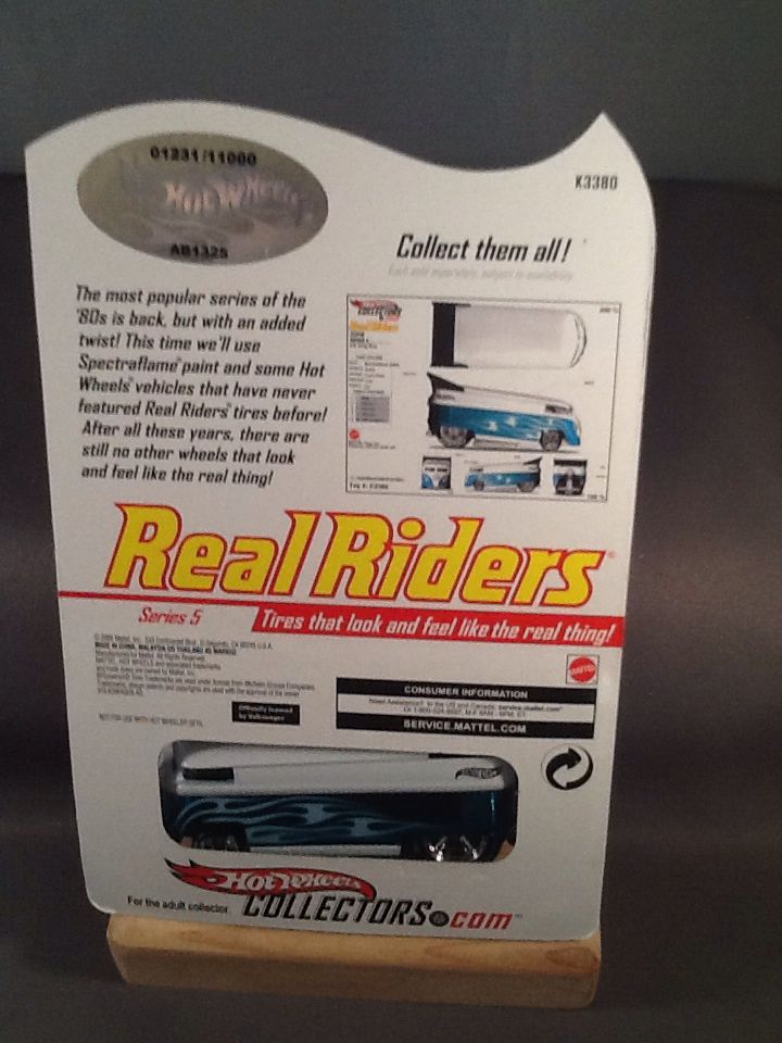 Volkswagen Drag Bus - RLC Real Riders Series 5 toy car collectible - Main Image 2