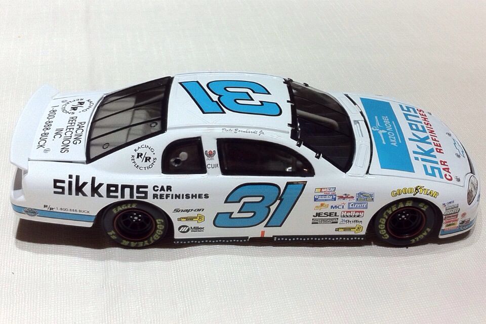 8) Dale Earnhardt Jr. - NASCAR Busch Series toy car collectible - Main Image 2