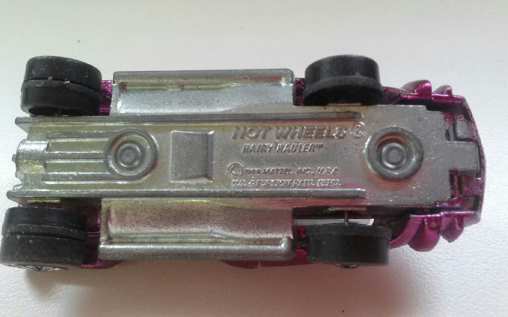 Hairy Hauler - Hot Wheels toy car collectible - Main Image 2