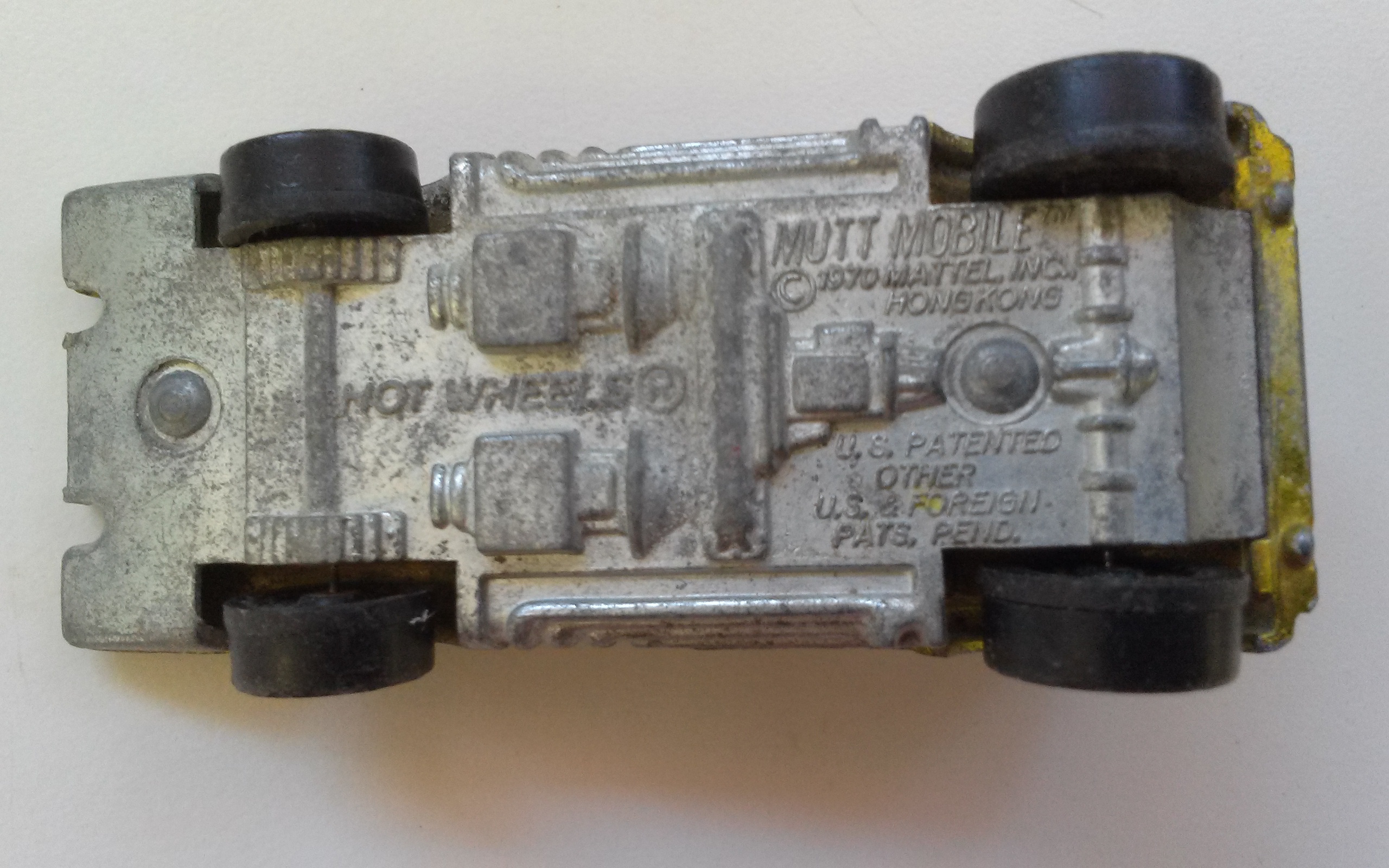 Mutt Mobile - Hot Wheels toy car collectible - Main Image 2