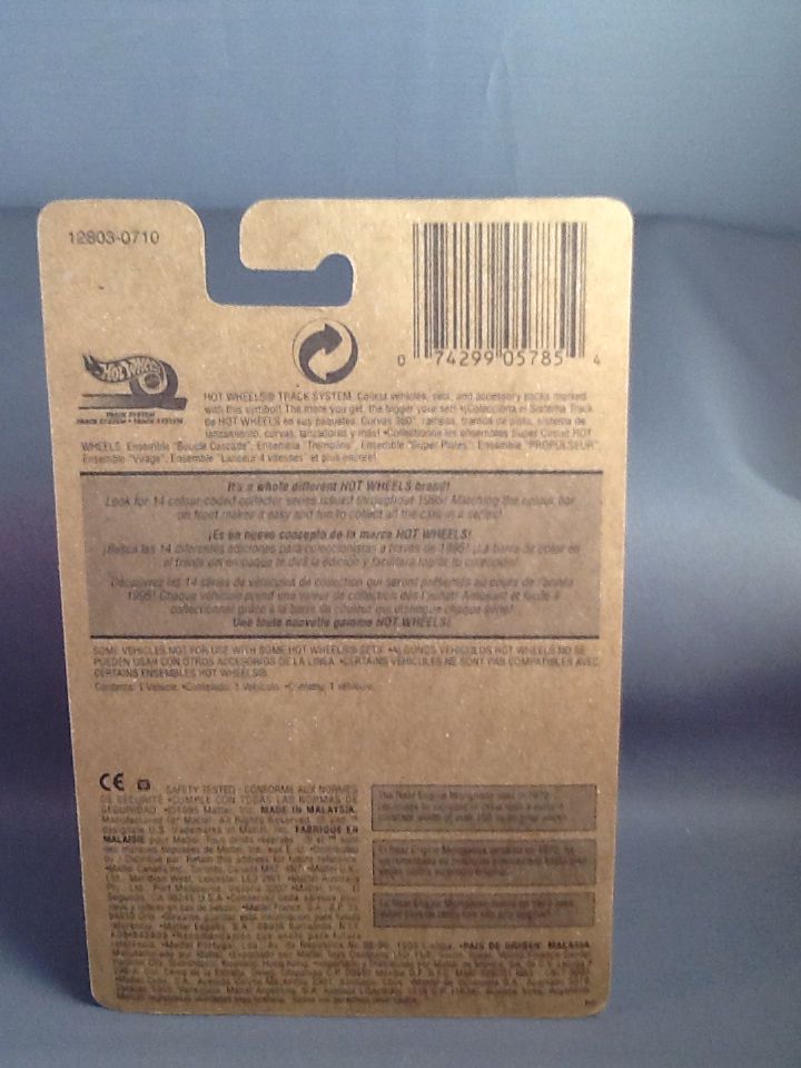 Hot Wheels 500 - Race Team toy car collectible - Main Image 2