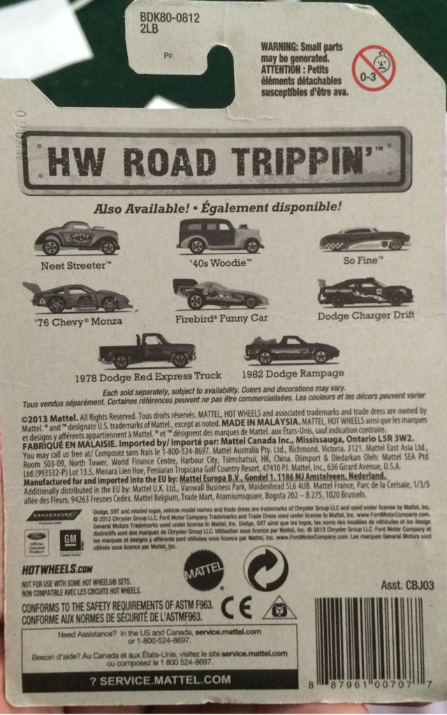 76 Chevy Monza - 2014 HW Road Trippin’ toy car collectible - Main Image 2