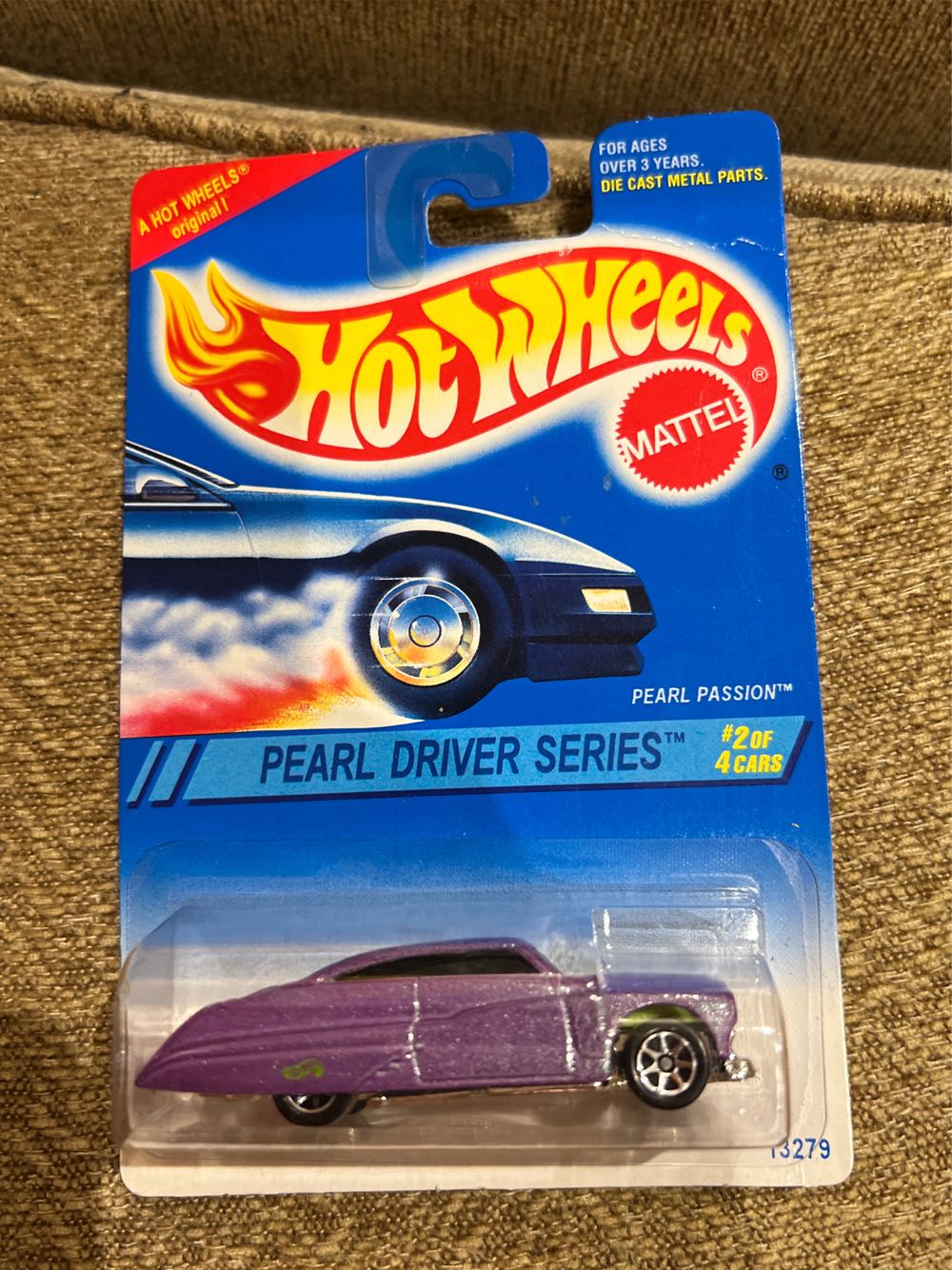 Pearl Passion - Pearl Driver toy car collectible - Main Image 3