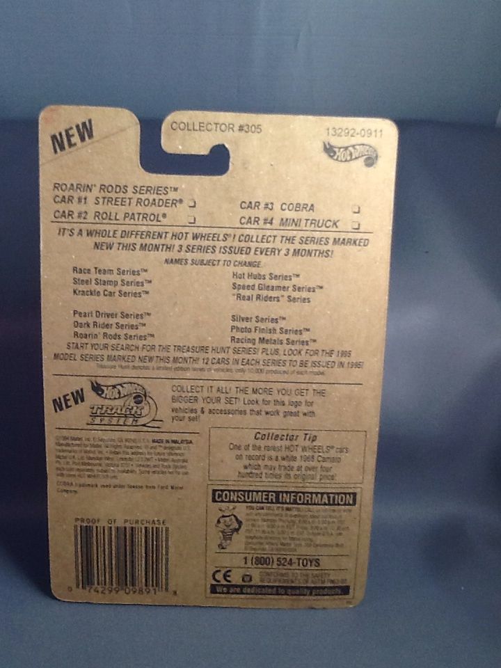 Classic Cobra - Roarin’ Rods toy car collectible - Main Image 2