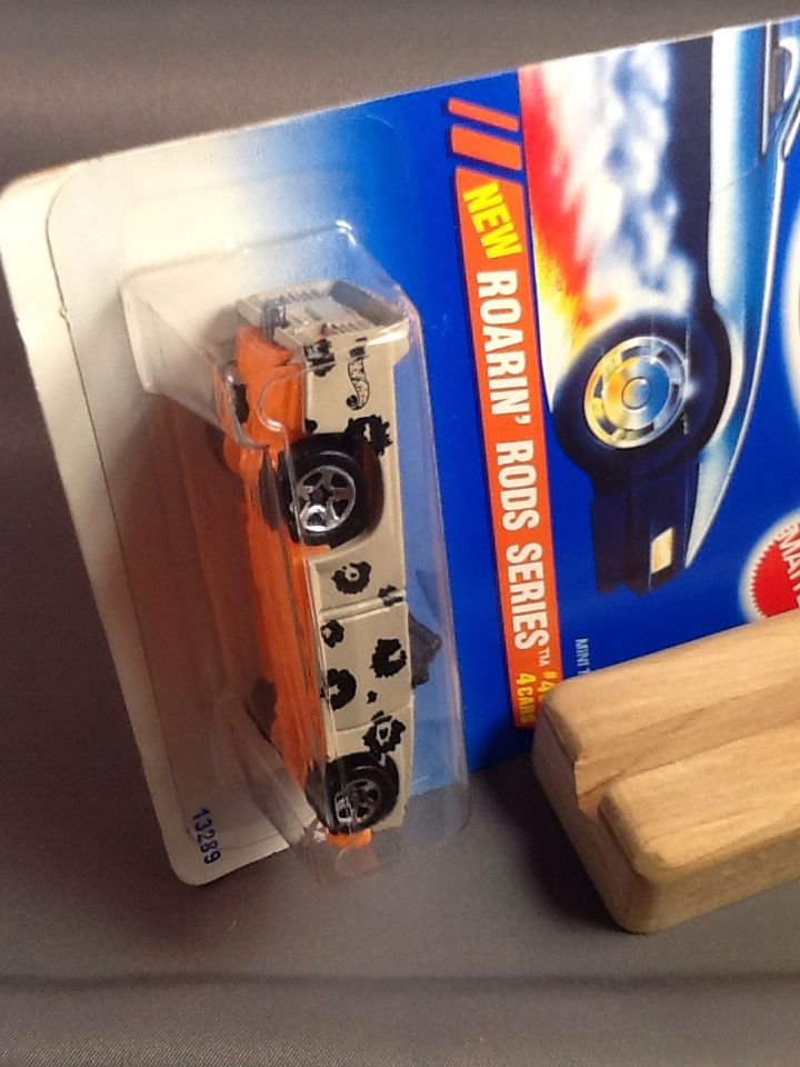 Mini Truck - Roarin’ Rods toy car collectible - Main Image 2