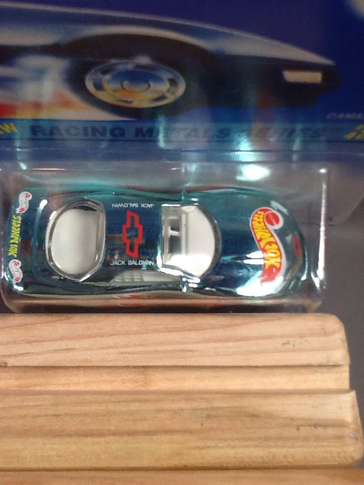 Camaro Racer - 1995 Racing Metals Series toy car collectible - Main Image 2