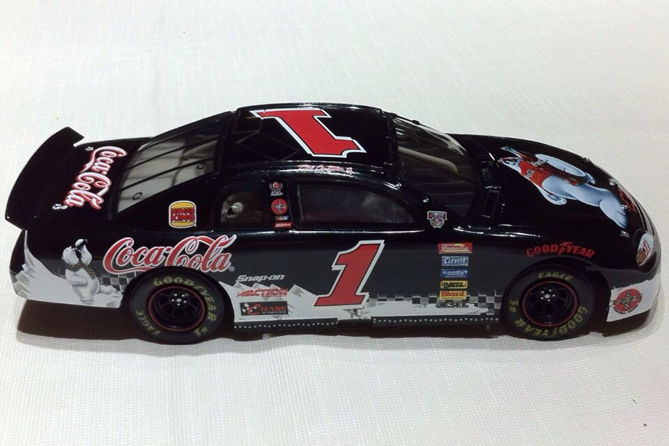 Dale Earnhardt Jr. - NASCAR Winston Cup Series toy car collectible - Main Image 2