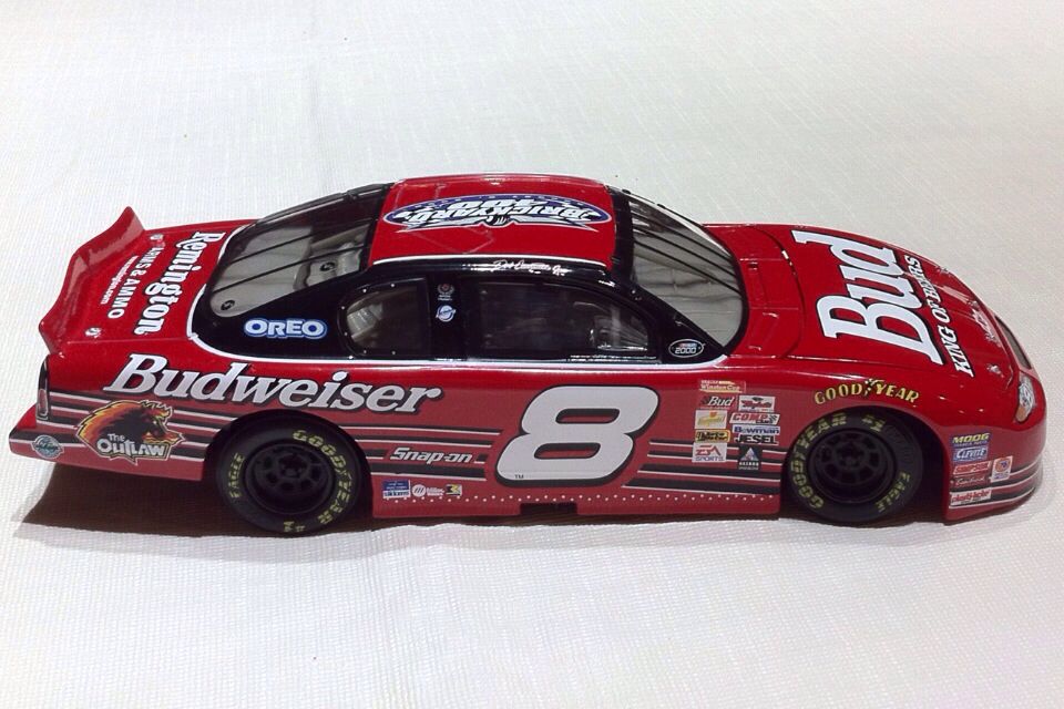 Dale Earnhardt Jr. - NASCAR Winston Cup Series toy car collectible - Main Image 2