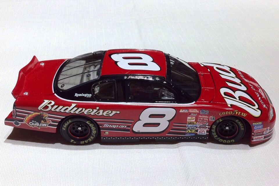 Dale Earnhardt Jr. - NASCAR Winston Cup Series toy car collectible - Main Image 2