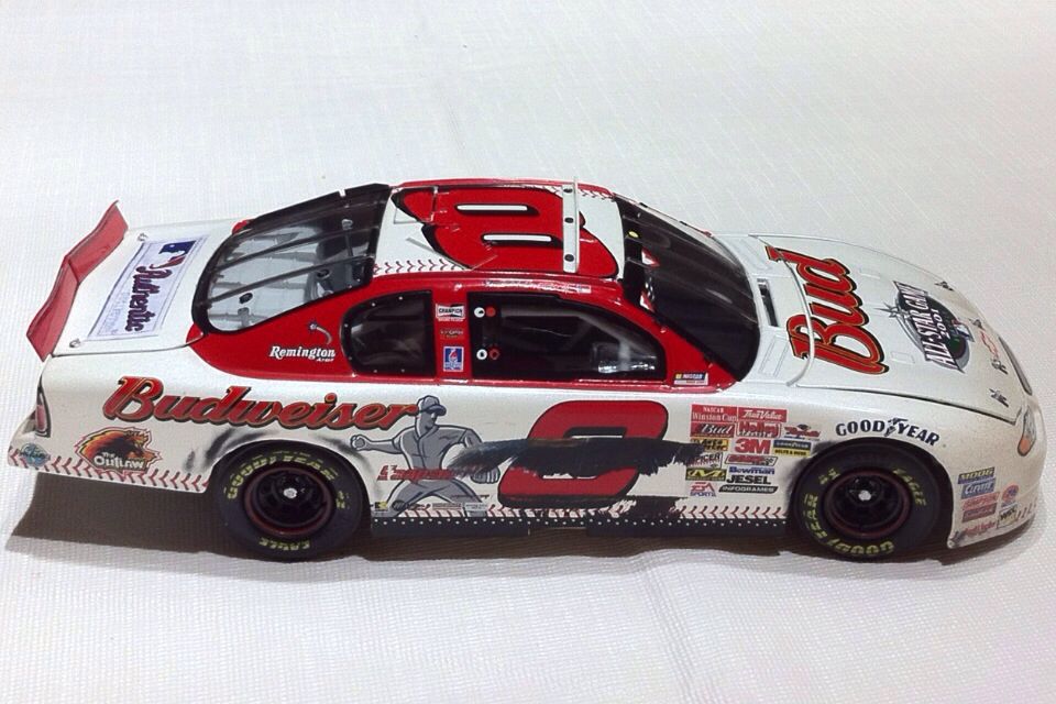 Dale Earnhardt Jr. - NASCAR Winston Cup Series toy car collectible - Main Image 2