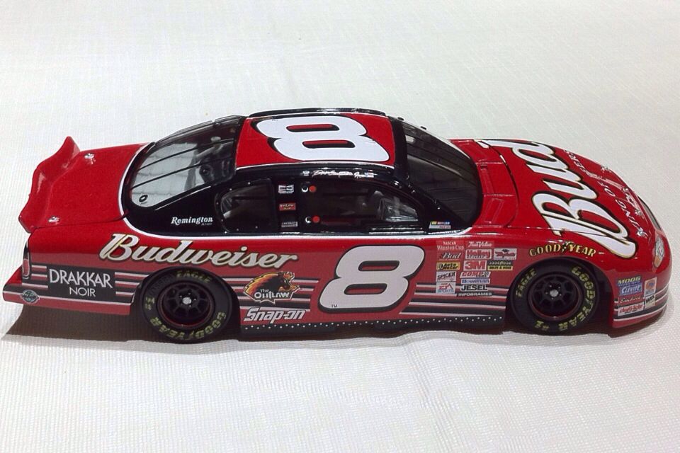 Dale Earnhardt Jr. - NASCAR Winston Cup Series toy car collectible - Main Image 2