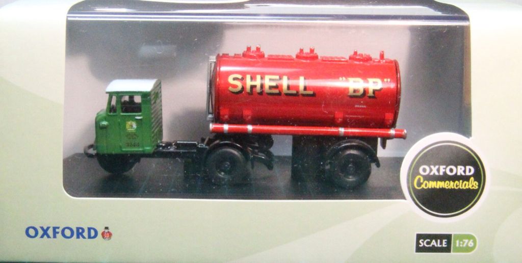 SCANIA - PETROL TANKER toy car collectible - Main Image 2