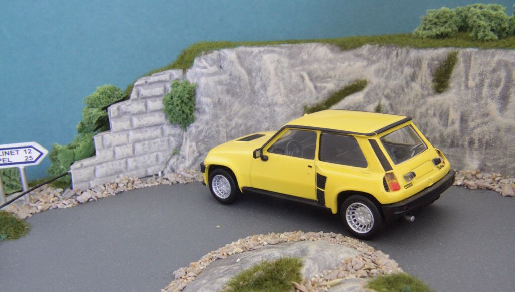 RENAULT  toy car collectible - Main Image 2