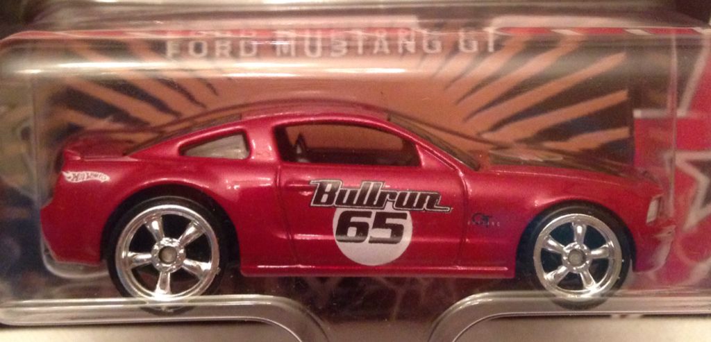 2005 Mustang Gt Bullrin - Bull Run Series toy car collectible - Main Image 2