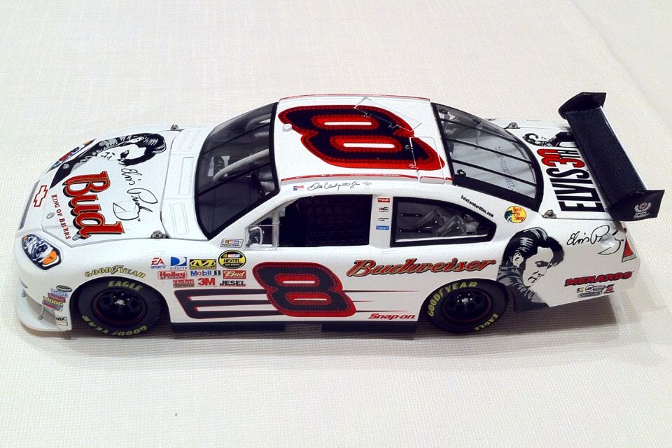 Dale Earnhardt Jr. - NASCAR Nextel Cup Series toy car collectible - Main Image 1