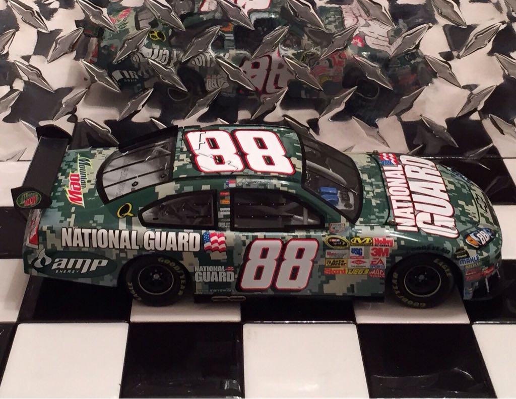 Dale Earnhardt Jr. - NASCAR Sprint Cup Series toy car collectible - Main Image 2