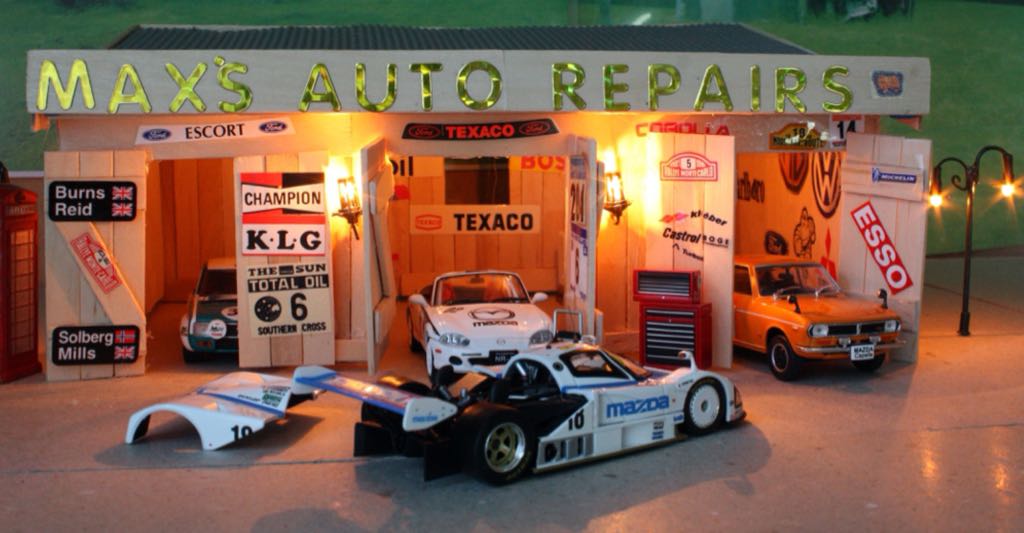 MAZDA #18  toy car collectible - Main Image 2