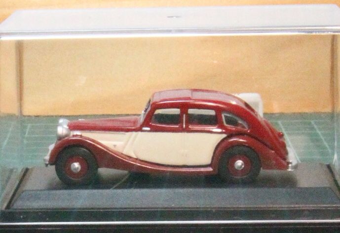 RILEY - RM toy car collectible - Main Image 1