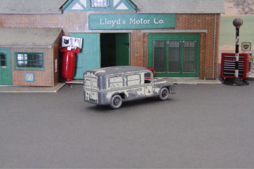 MECEDES  toy car collectible - Main Image 2