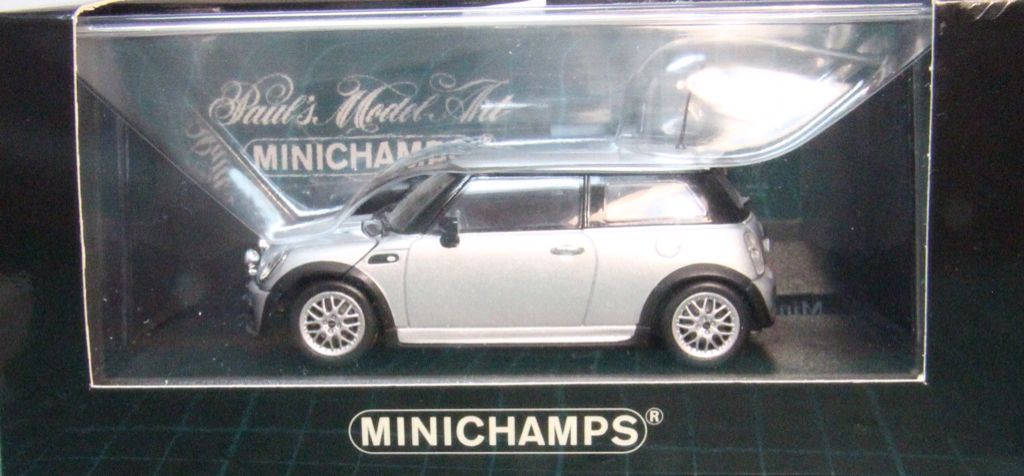 BMW MINI - 2 DOOR HATCH toy car collectible - Main Image 2