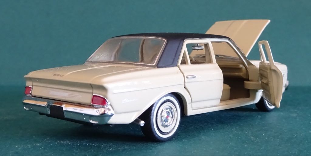 RAMBLER  toy car collectible - Main Image 2