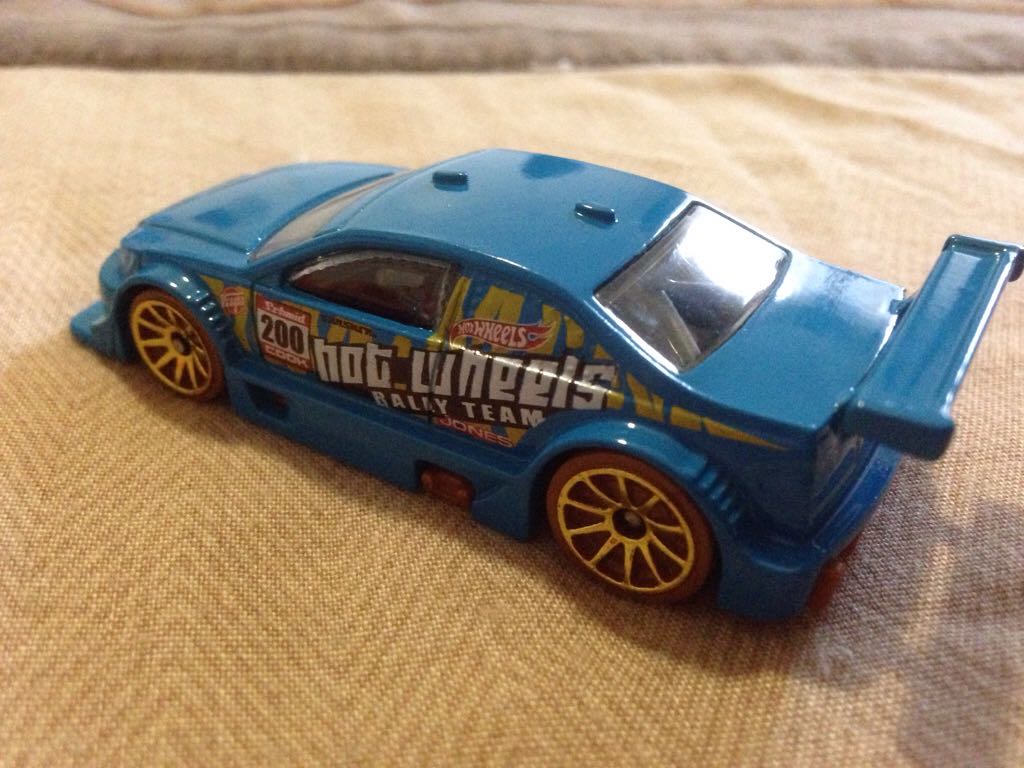 L9945  toy car collectible - Main Image 2