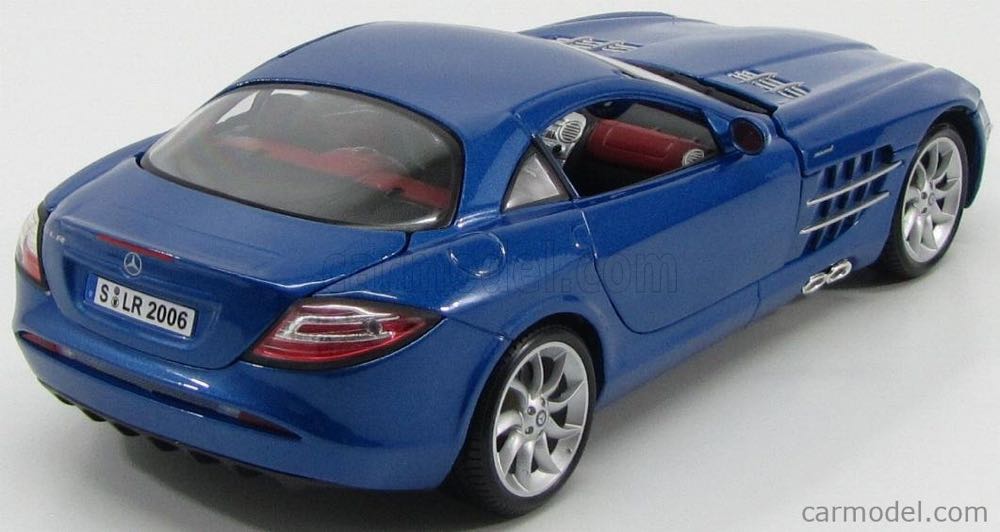 Mercedes Benz SLR McLaren - Maisto Premiere Edition toy car collectible - Main Image 3