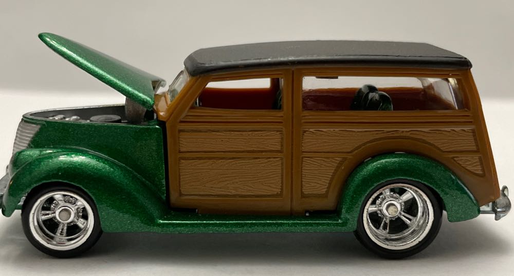 Ford Woody, ’37 (Ultra Hots) - Ultra Hots Series toy car collectible - Main Image 3