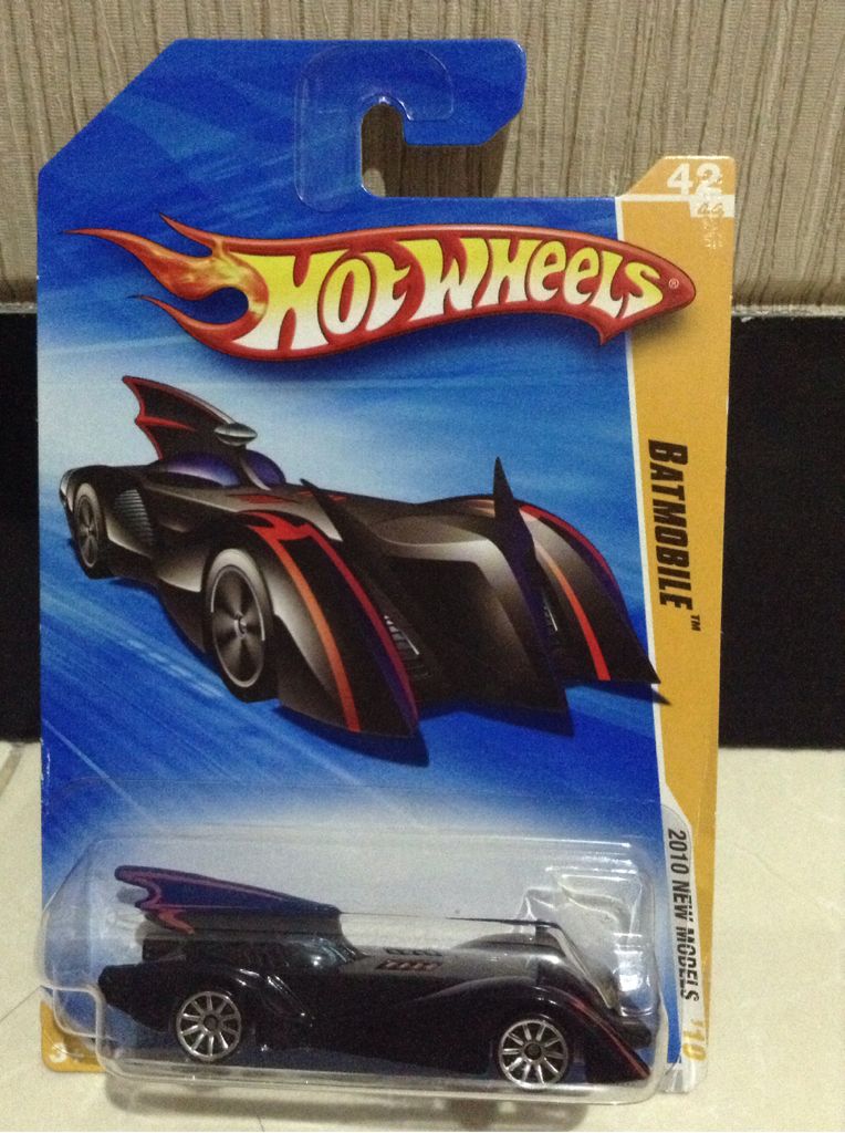 Batmobile Tm  toy car collectible - Main Image 1