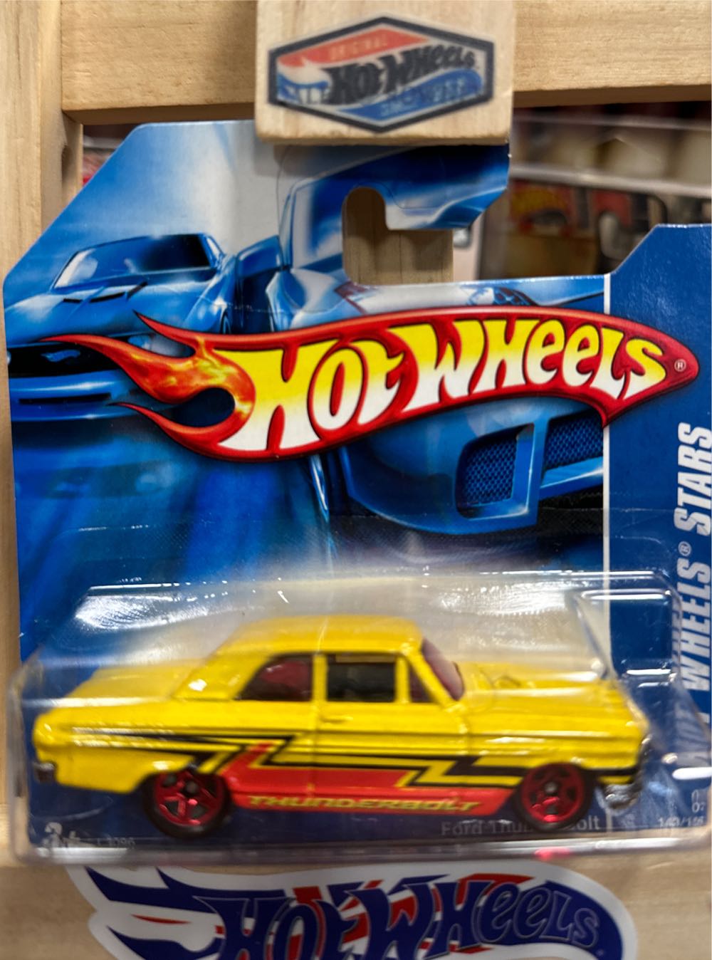 FORD THUNDERBOLT~HOT WHEELS®️ STARS - 2007-HOT WHEELS®️ STARS toy car collectible - Main Image 3
