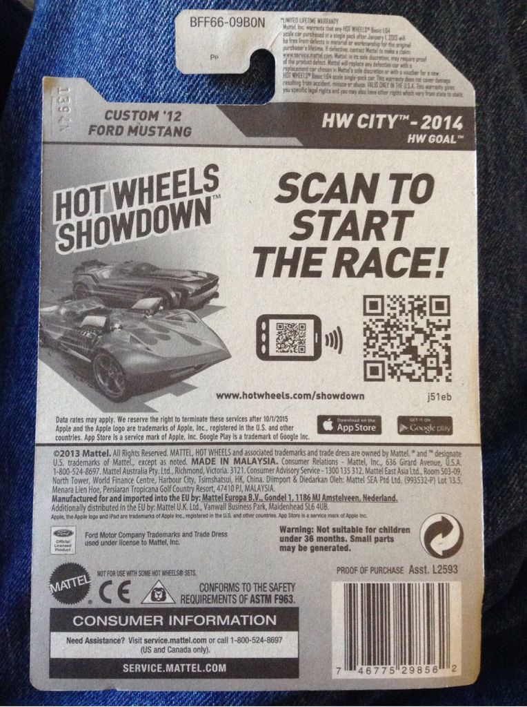 Custom ’12 Ford Mustang - HW City - 2014 HW Goal toy car collectible - Main Image 2