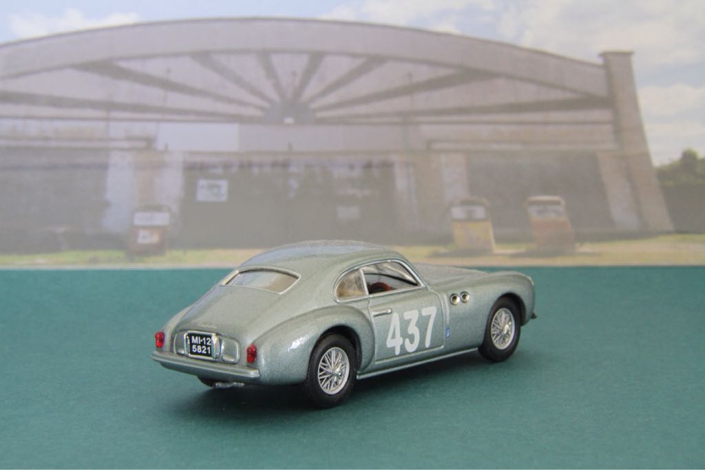 FIAT - 202 toy car collectible - Main Image 2