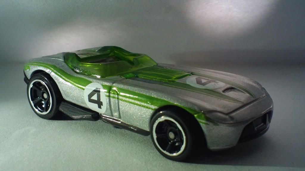 RRRoadster - 2014 - HW Race - Thrill Racers toy car collectible - Main Image 2