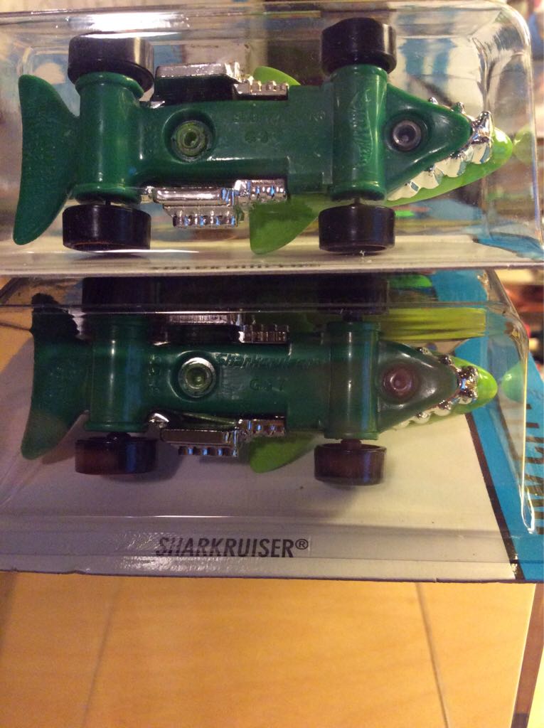 Variation - Sharkruiser - HW City - 2015 Street Beasts toy car collectible - Main Image 2
