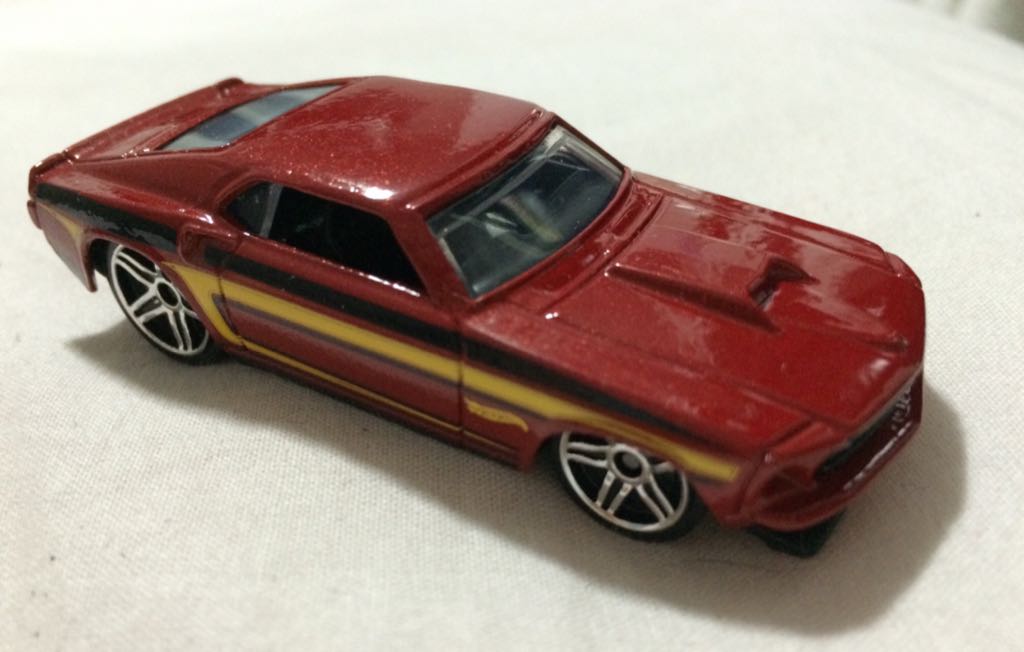 Mustang Fastback  toy car collectible - Main Image 2