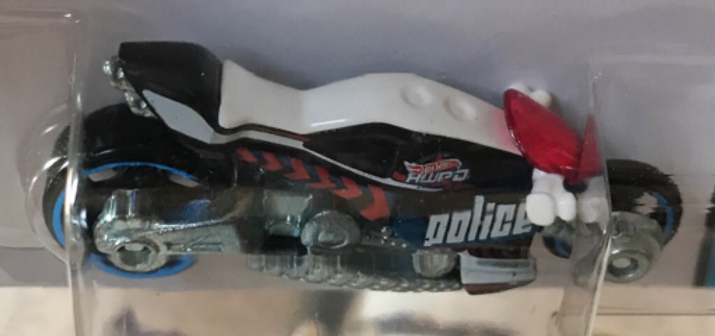 Canyon Carver - 2015 Hw City toy car collectible - Main Image 2