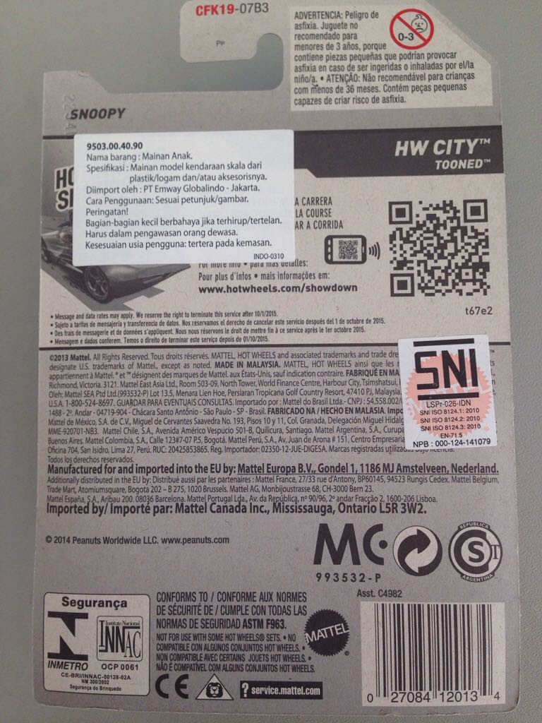 Snoopy - Peanuts Gang toy car collectible - Main Image 2