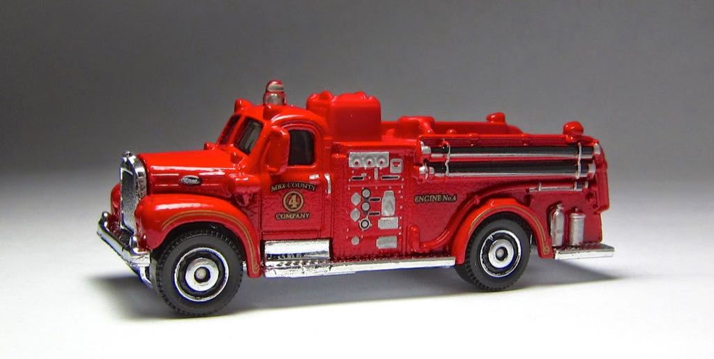 1963 Mack B Fire Truck - MBX Heroic Rescue toy car collectible - Main Image 2