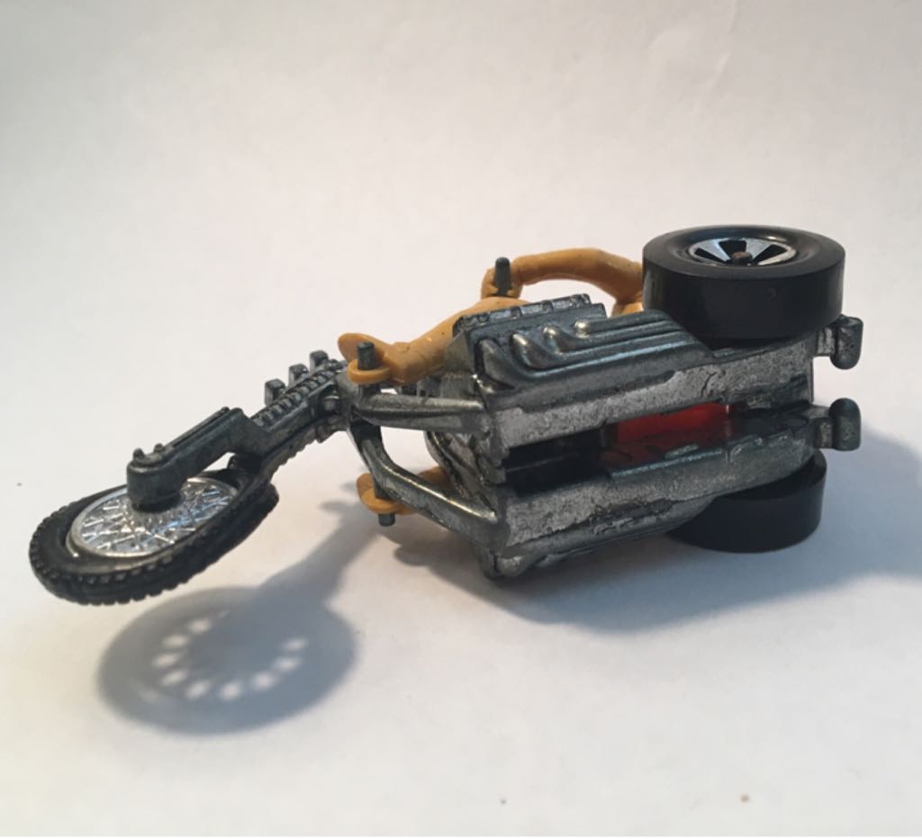 Torque Chop - Rrrumblers toy car collectible - Main Image 2
