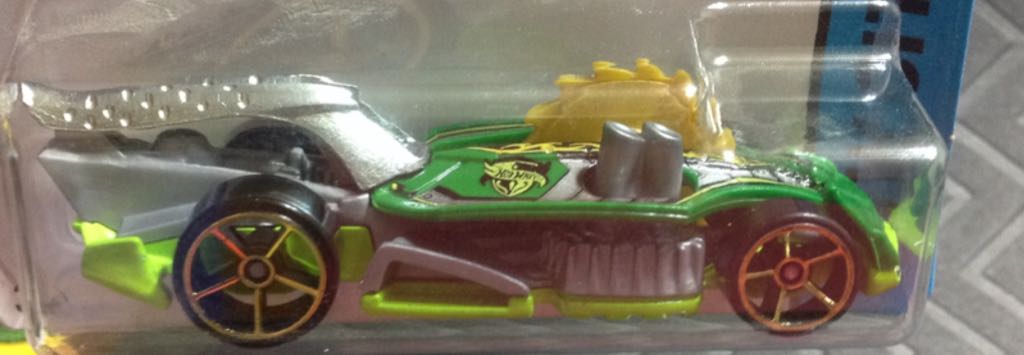 Buzzerk  toy car collectible - Main Image 2